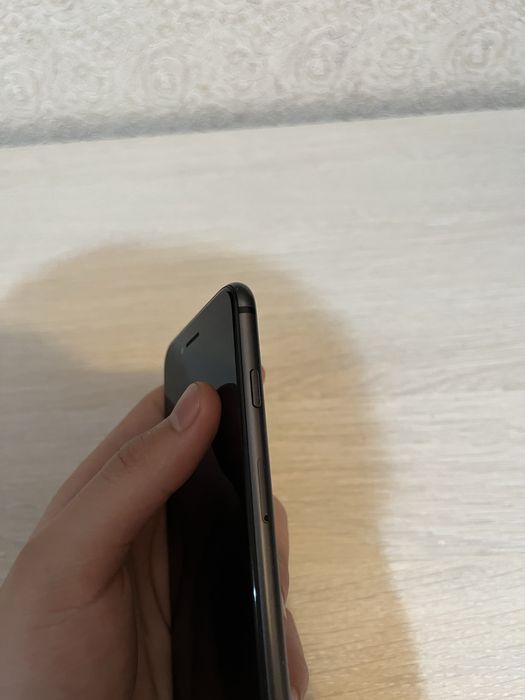 Айфон 8, 64гб…….