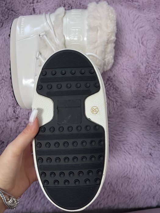Moon boots white