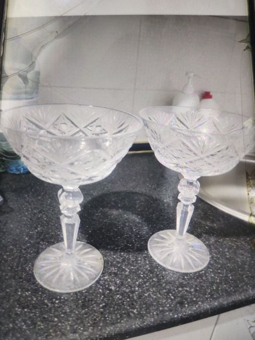 Вазы,, хрустальные, 2500