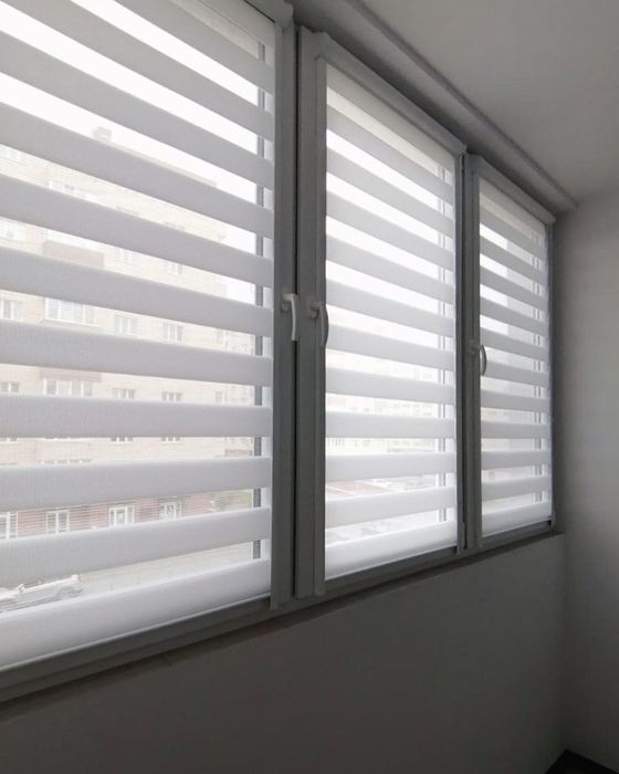 Жалюзи ролл - шторы день и ночь