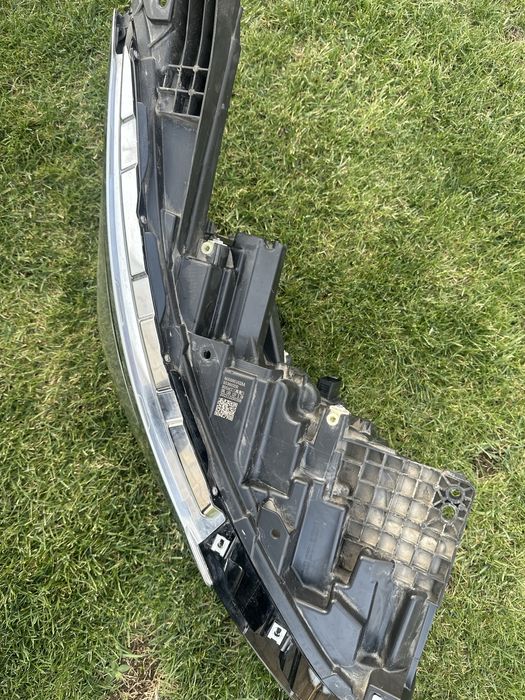 Фара передняя правая на Exeed (VX)