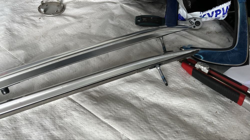 Греди таван Audi A4 B8