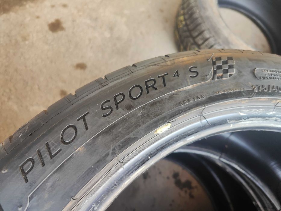 2бр.летни гуми 275/40/19 Michelin