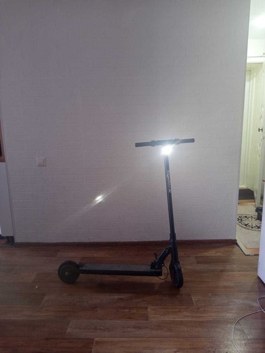 Продам Электросамокат