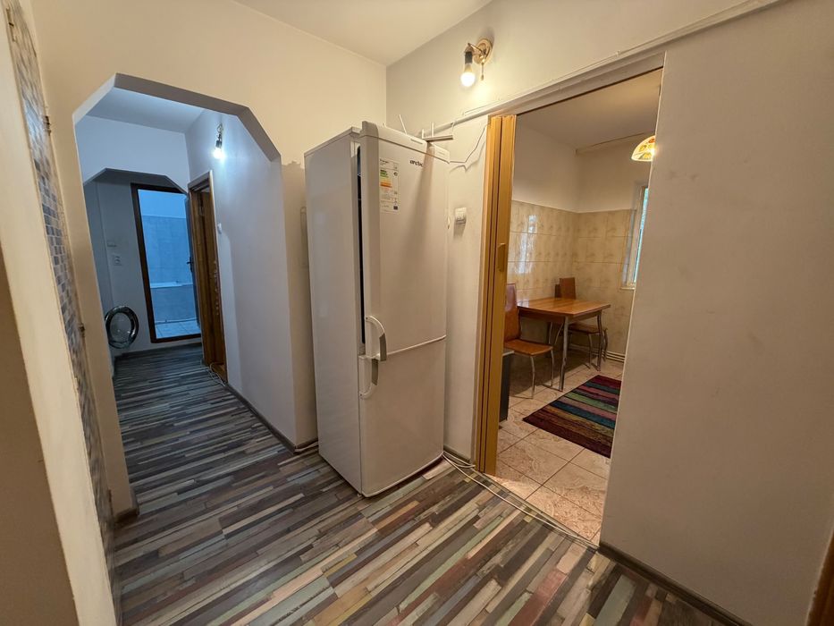 Apartament 3 camere de inchiriat
