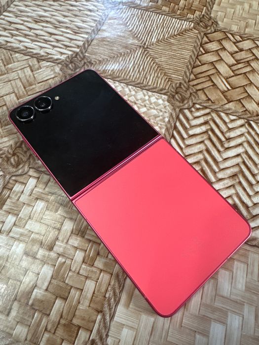 Samsung Galaxy Z Flip 7