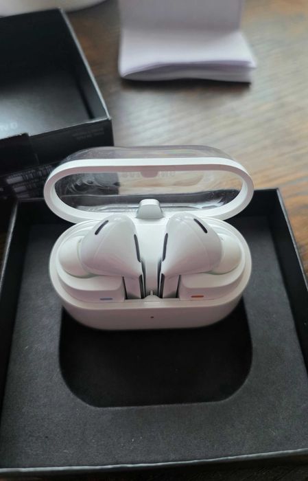 Casti Samsung Buds3 Pro - castile noi, carcasa utilizata + garantie