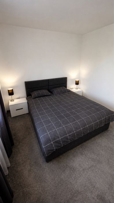 Inchiriez apartament 2 camere ,58mp + gradina 100mp