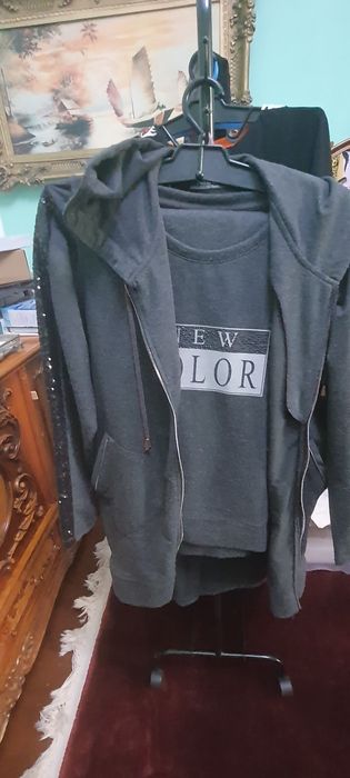 Костюм тройка б/у