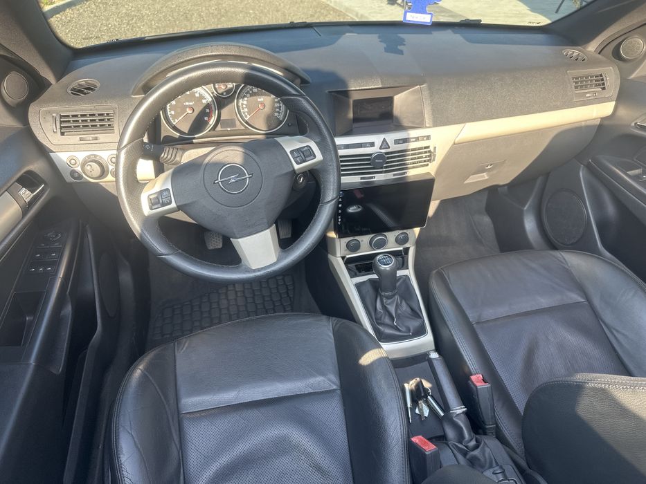 Opel astra twintop