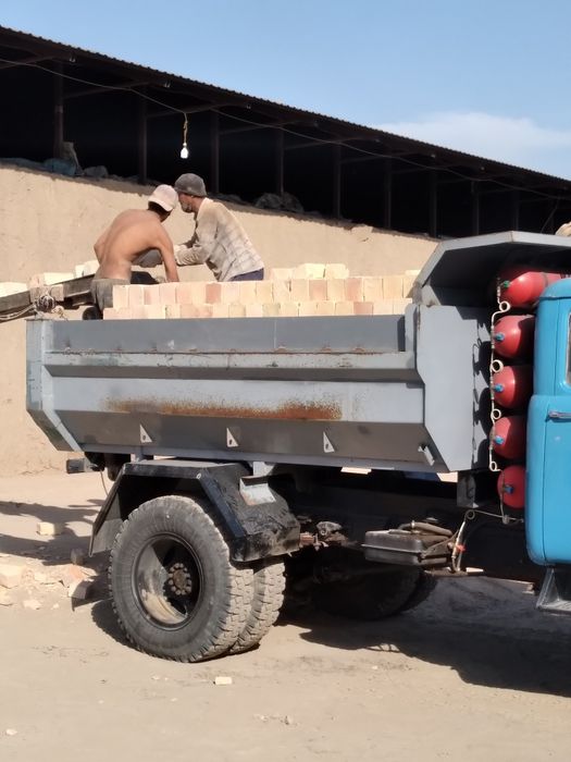 Пишган гишт ва хом гишт. Россиский ва хитой пресс