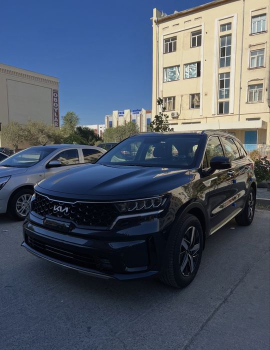 Kia Sorento 2023 Comfort 7 odamlik 2.5L, kraska toza, 32000 probeg
