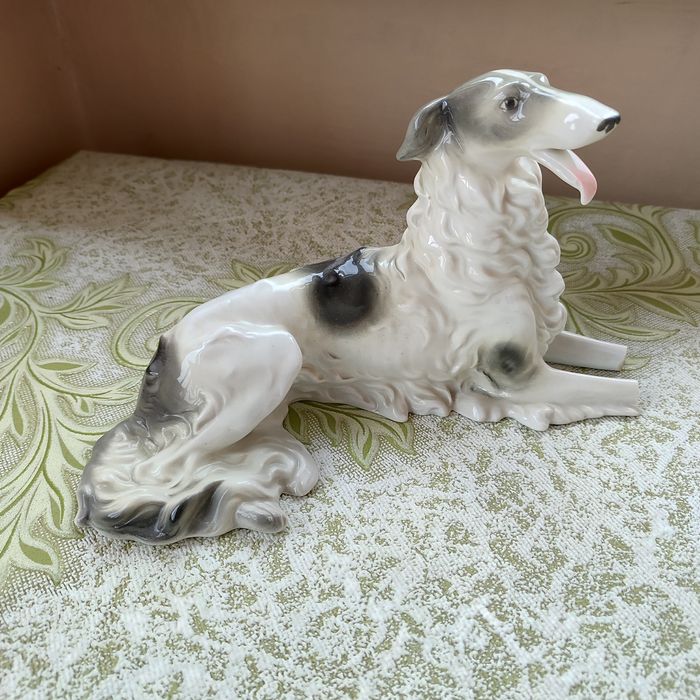 Собака большая. Германия