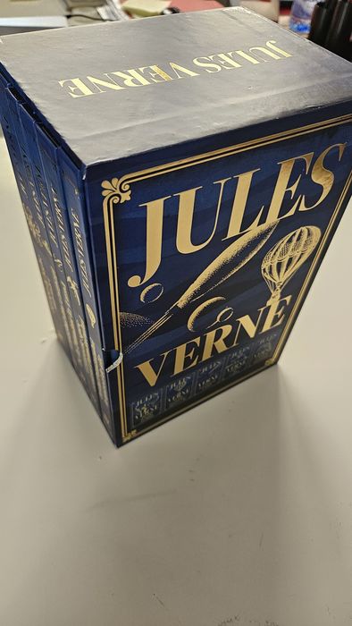 Jules Verne: Pachet de 5 Carti in Cutie Speciala - Editie de colectie
