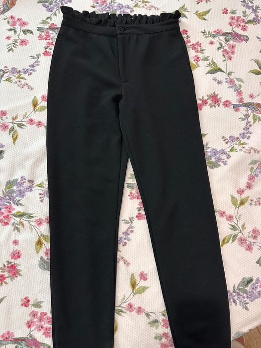 Черен панталон с висока талия