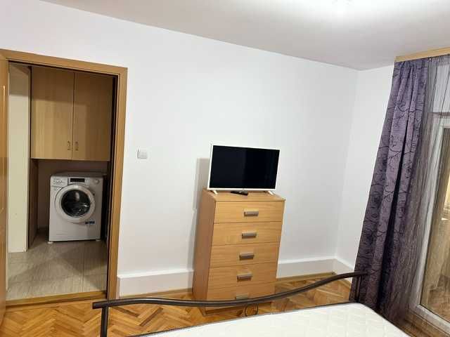 Inchiriez apartament 3 camere