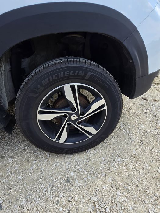 DACIA Duster 2019 — imagine 3