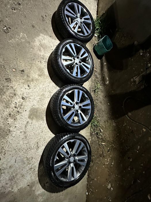 Веста крос титанка