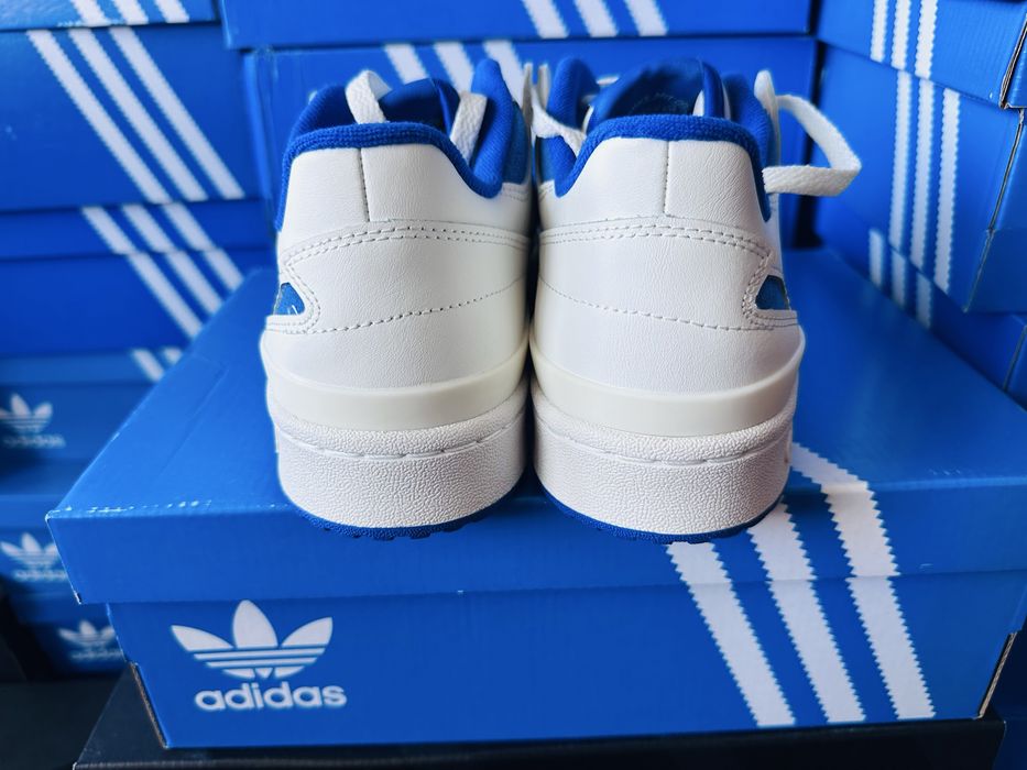 *Чисто Нови* Adidas Forum Low Cl *Core White & Royal Blue*