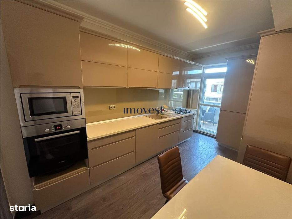 De inchiriat: Apartament cu 3 camere in zona Centrala