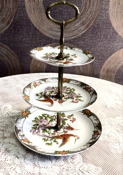 Посуда красивая, нужная.