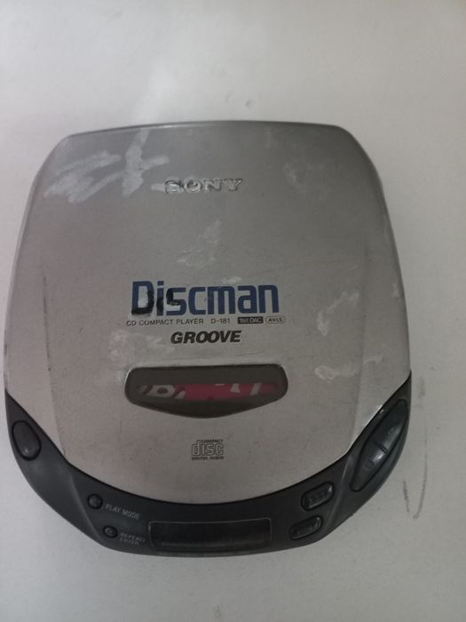 Sony discman D181