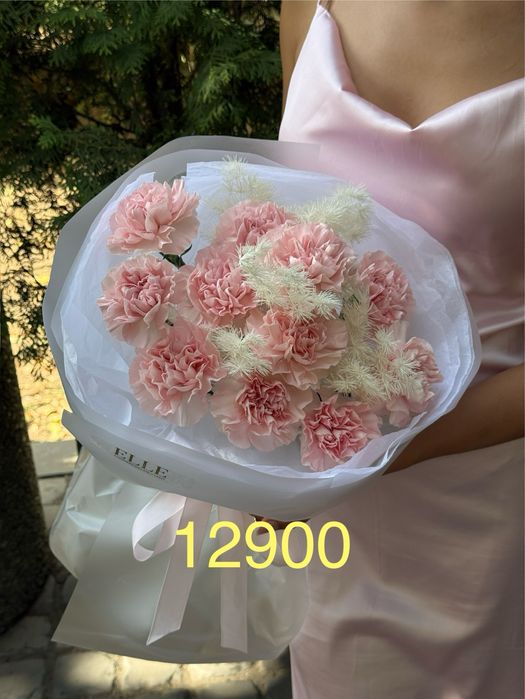 Букет гортензия, хризантема, розы