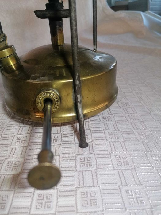 Стар домакински примус