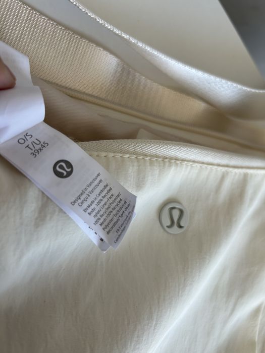 Кросс-боди Lululemon