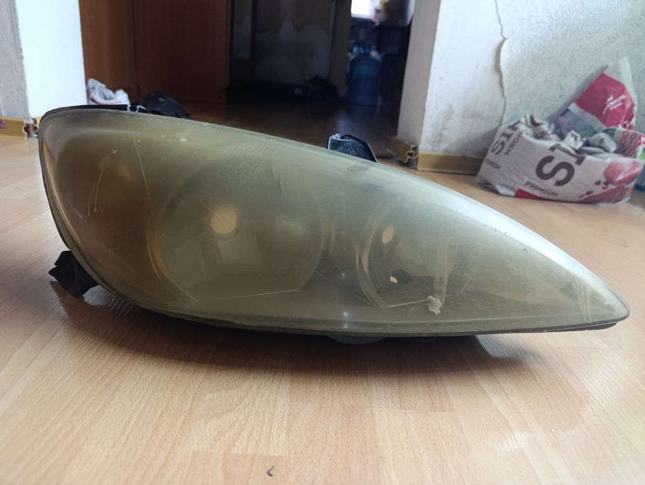 Продам фарыКамри 30