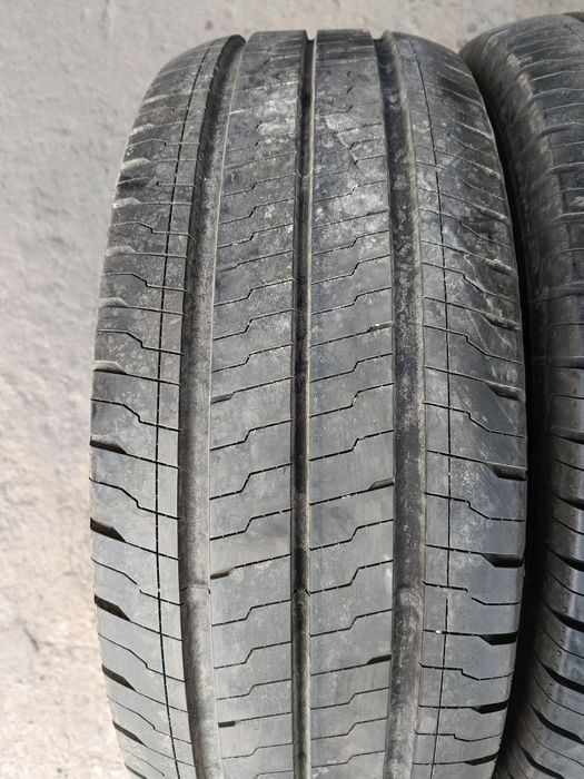 Летни Бусови -2023г./46с.-16цола-235/65-1бр.-190лв."CONTINENTAL"