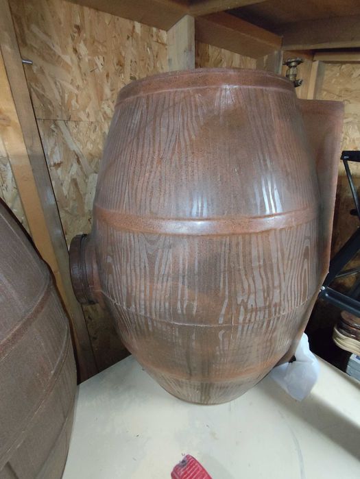 Butoaie vin plastic alimentar 200L și 260L