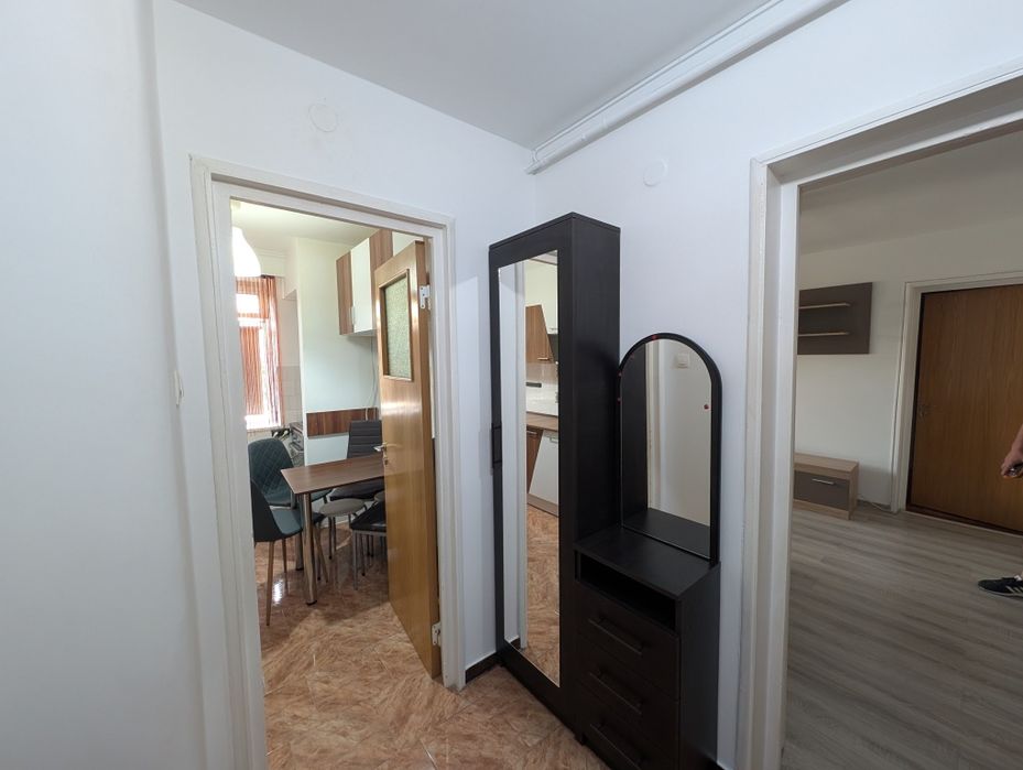 Închiriez apartament 2 camere Trivale complex 1