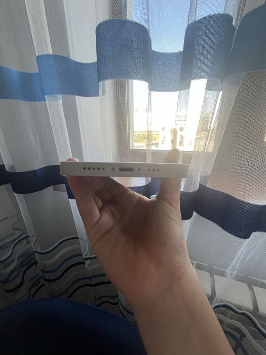 Айфон 12 б/у …..