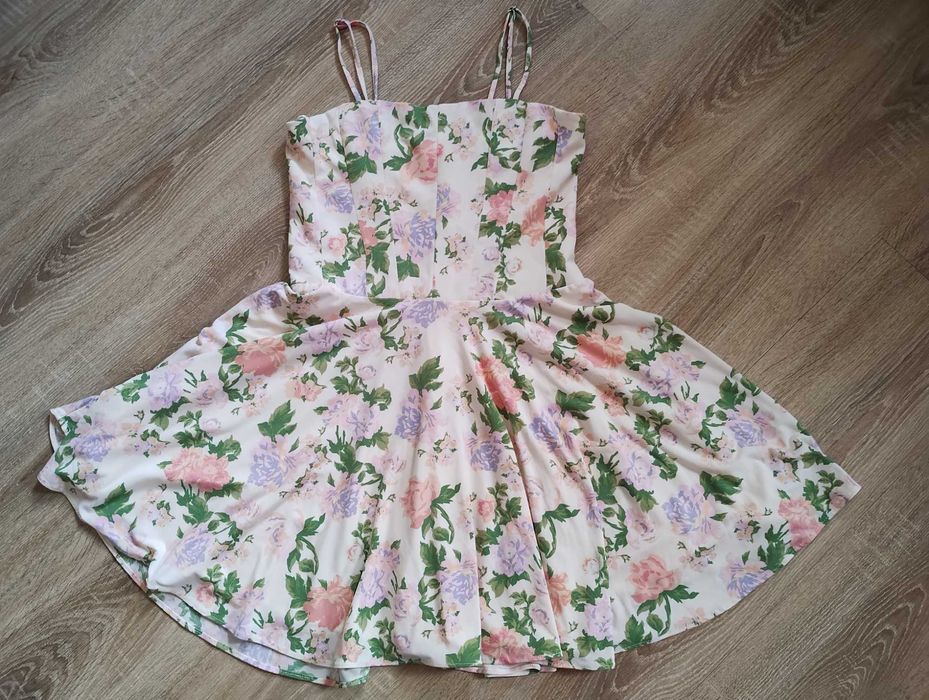 Потници и рокля Zara
