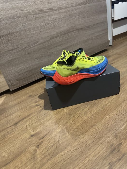 Продавам мъжки маратонки nike zoom x размер 44.5 28.5 см стелка