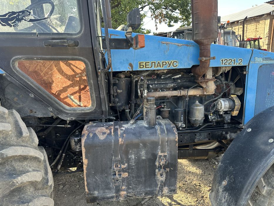 Продам беларус 1221
