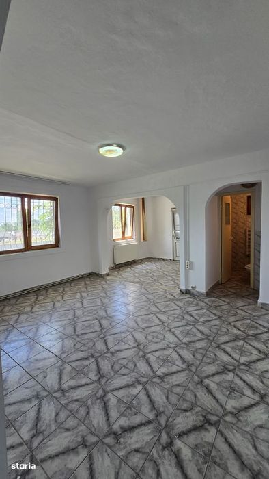 Două apartamente, o singură oportunitate!