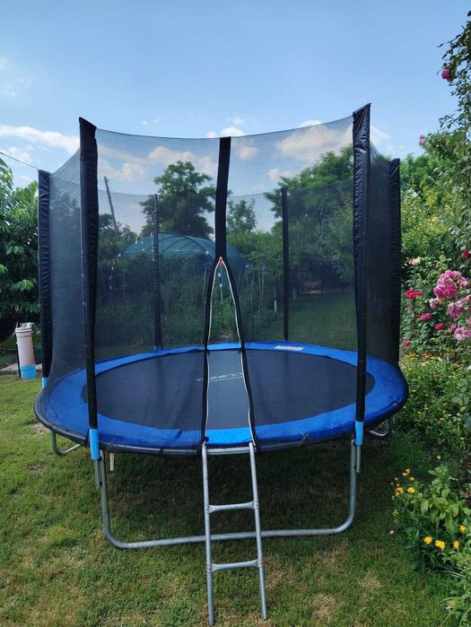 Trambulina DECATHLON 3.05cm diametru cu plasa de siguranta,culoarea neagra
