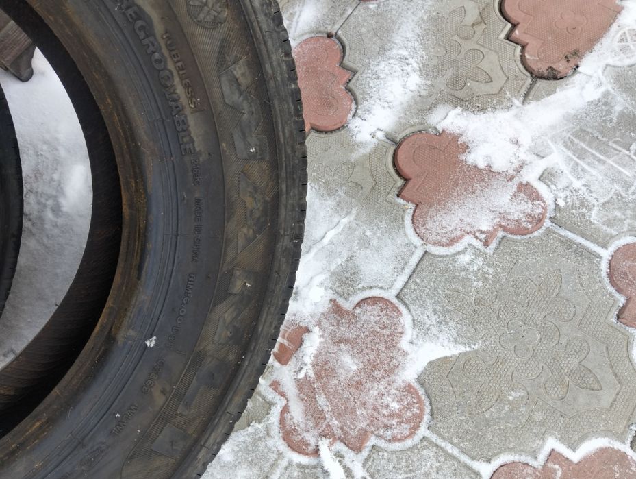 Рулевые шины 215/75R17.5