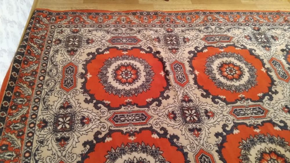 Ковер настоящий шерстиной