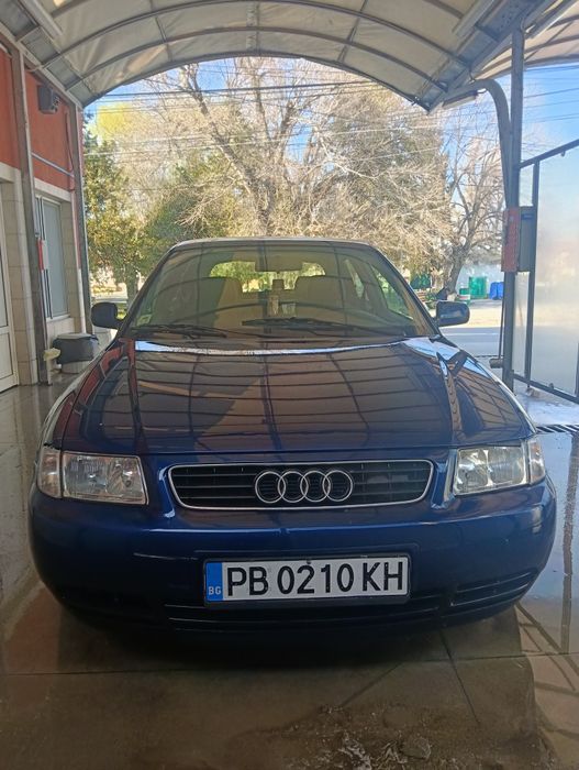 AUDI A3 1.6 Бензин