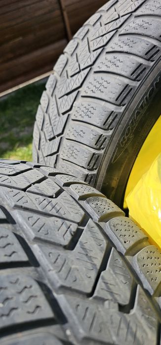 3  Anvelope Pirelli de iarna 225/50/R18