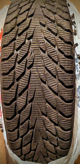 Продам зимнюю резину
