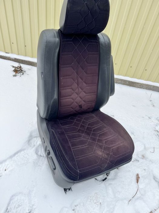 Кресла передние Lexus GX 470