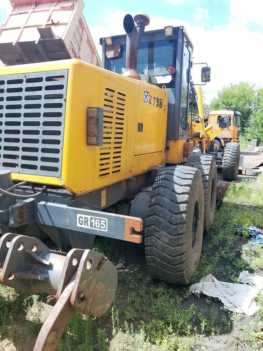 Продам автогрейдер
