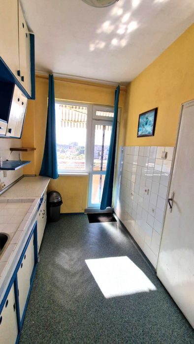 Продава се Тристаен апартамент в Русе, Център - 99 кв.м за 1465 €/кв.м - Снимка #3