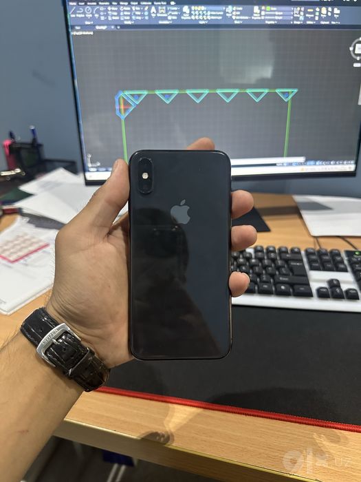 Iphone Xs.