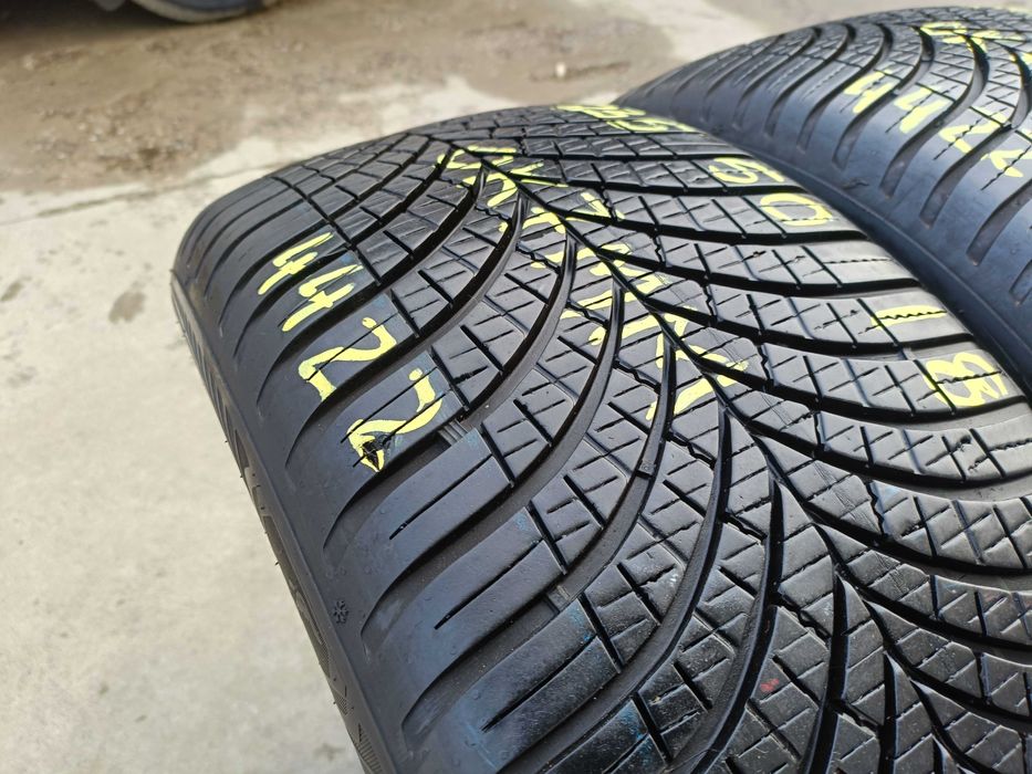 Doua anvelope 235 50 18 goodyear vector 4 seasons profil de 7 mm