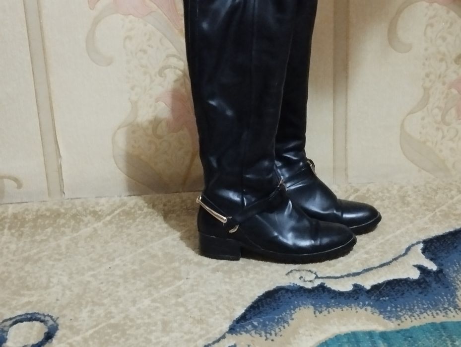 Обувь в хорошем состояния